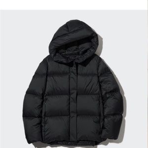NWT Uniqlo women’s ultra light down puffer parka